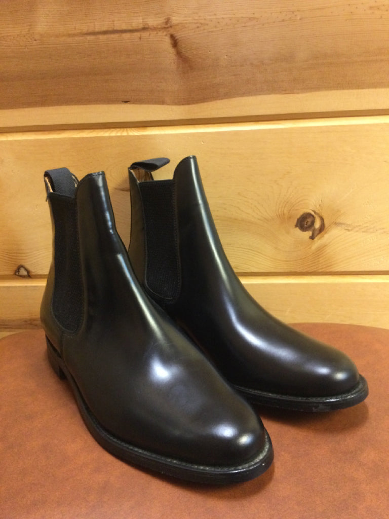 Size 8 1/2 Boots - Matte