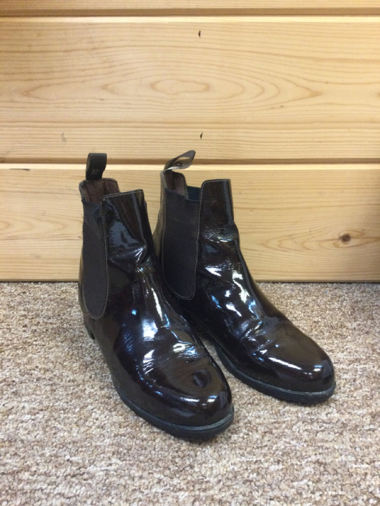 Size 8 1/2 Boots - Patent
