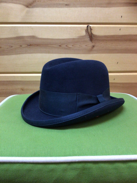 Size 6 7/8 Homburg