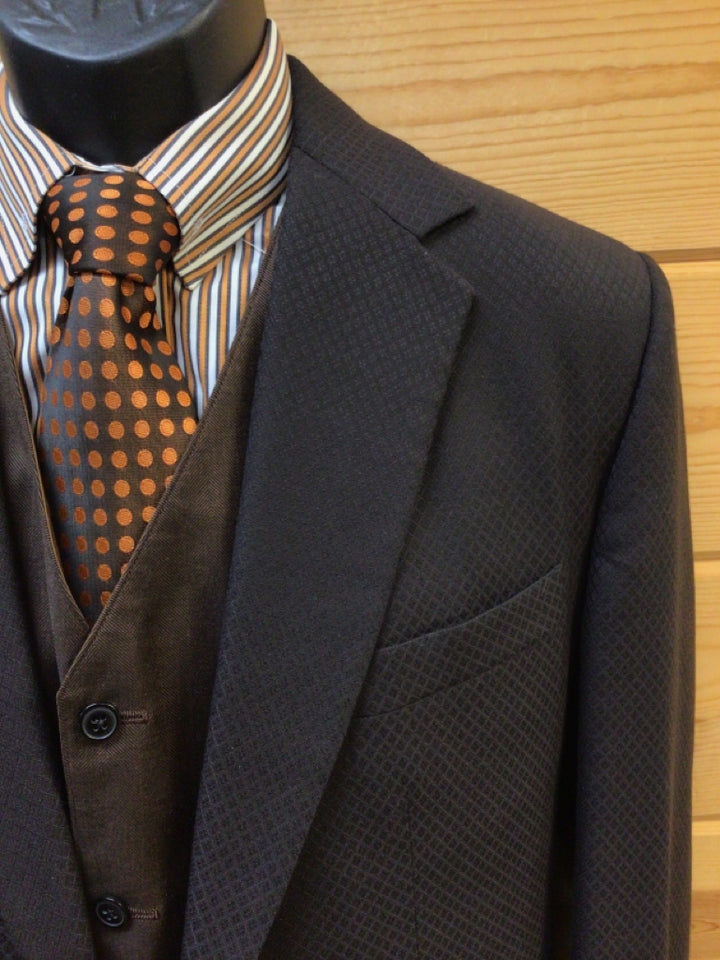 C 44 SS 18 NW 18 NK 39 SW 25 IS 35+3 Men's Suit