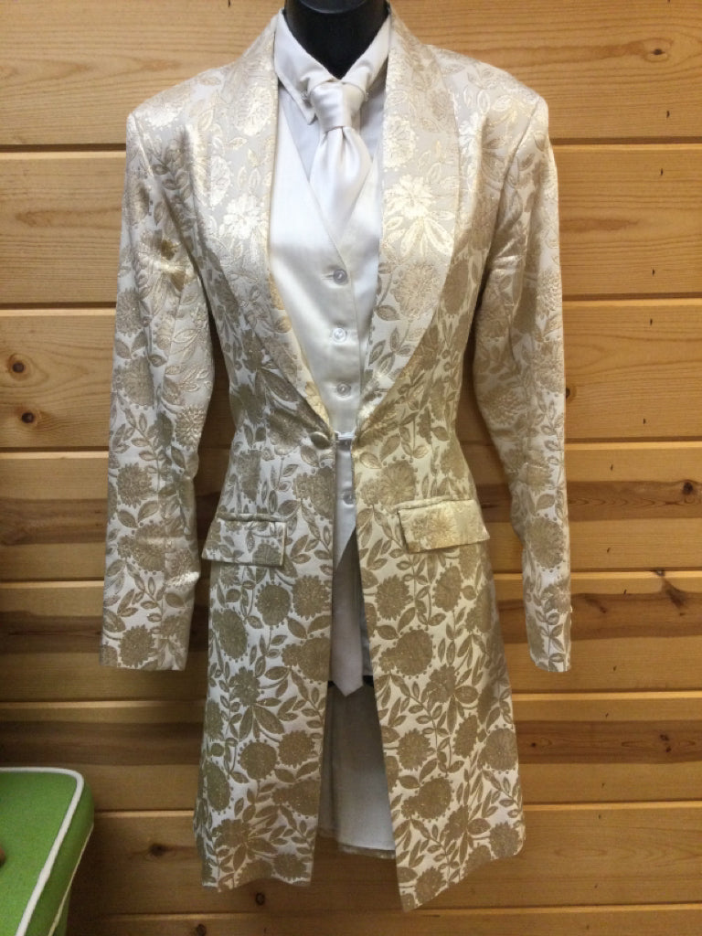 C 35 NW 18 SS 16.5 NK 39 SW 24 W 32 Day Coat