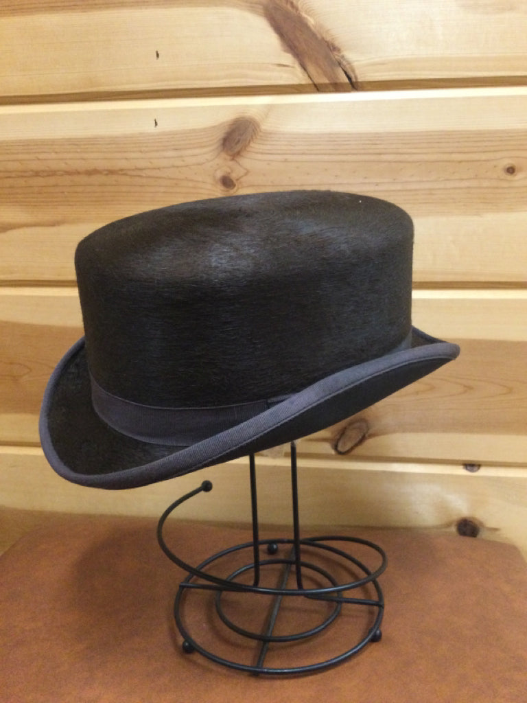 Size 7 Top Hat