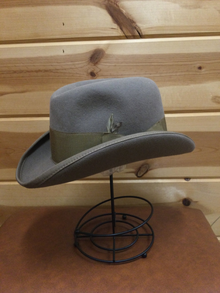 Size 6 3/4 Homburg