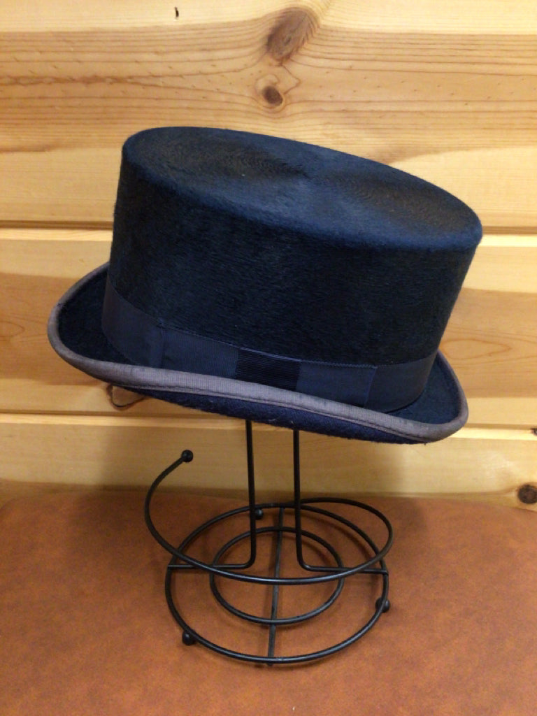 Size 6 1/4 Top Hat