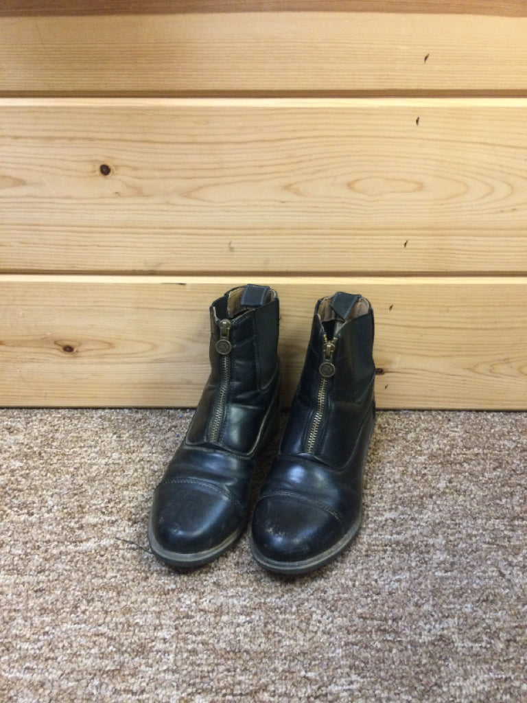 Size 4 Boots - Matte