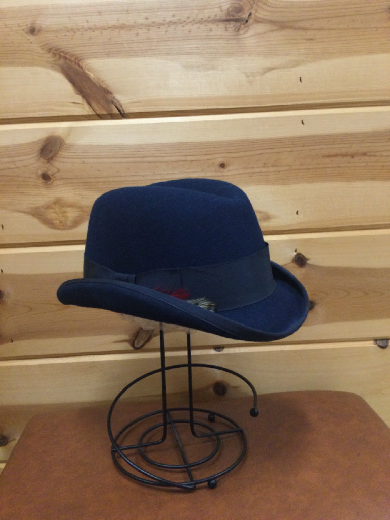Size 7 Homburg