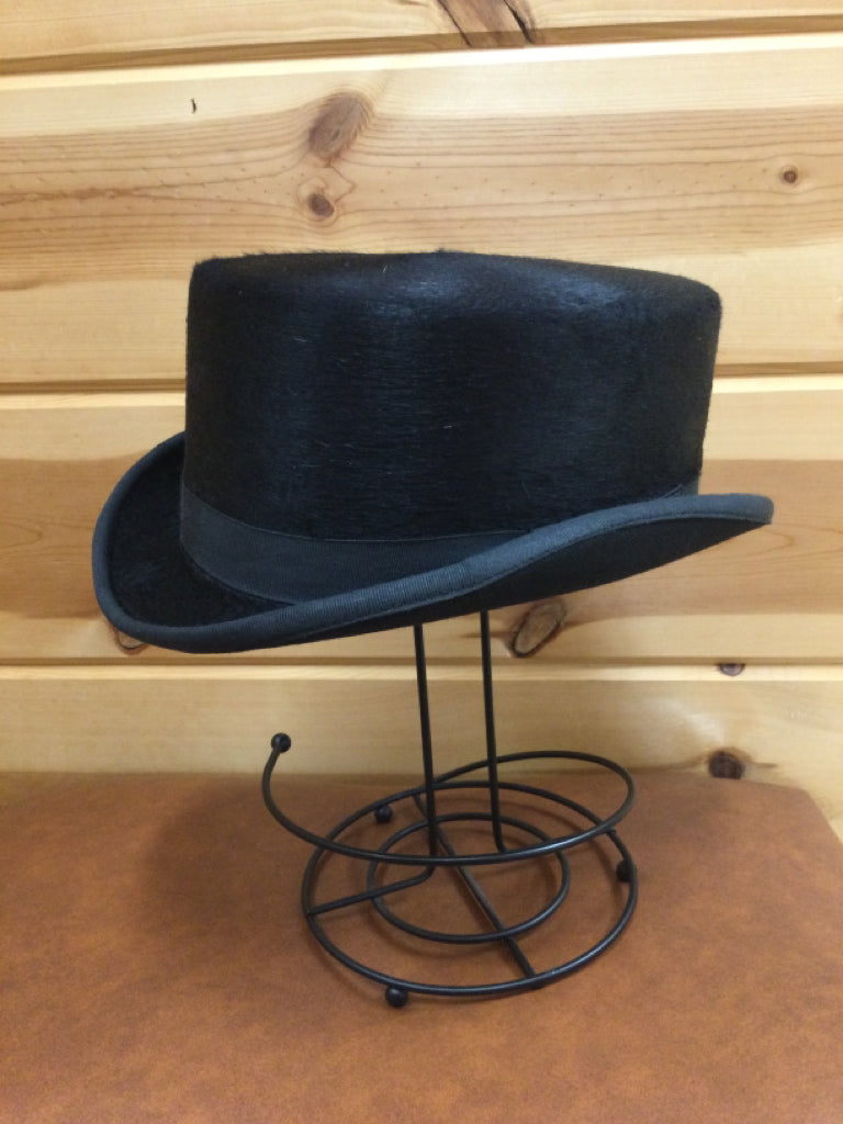 Size 7 1/8 Top Hat