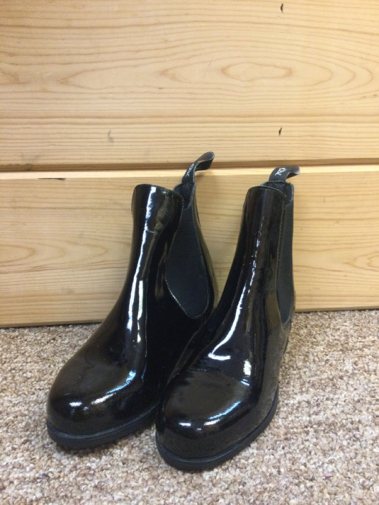 Size 4 Boots - Patent