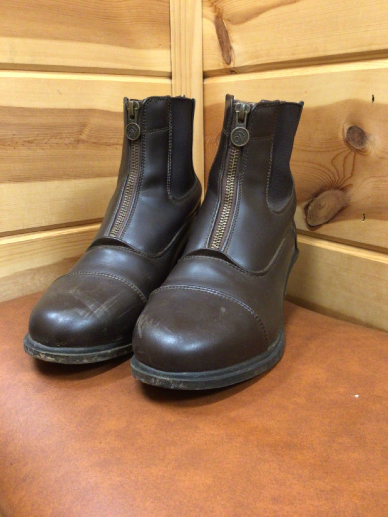 Size 7 Boots - Matte