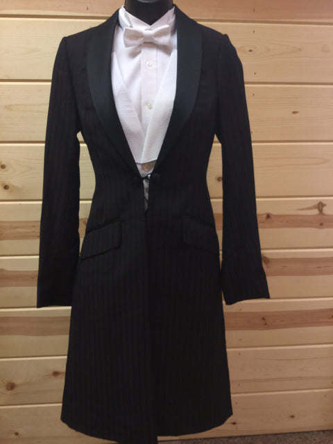 C 29 SS 13 NW 15.5 NK 37.5 SW 23 W 30 IS 37+2 Formal Tuxedo