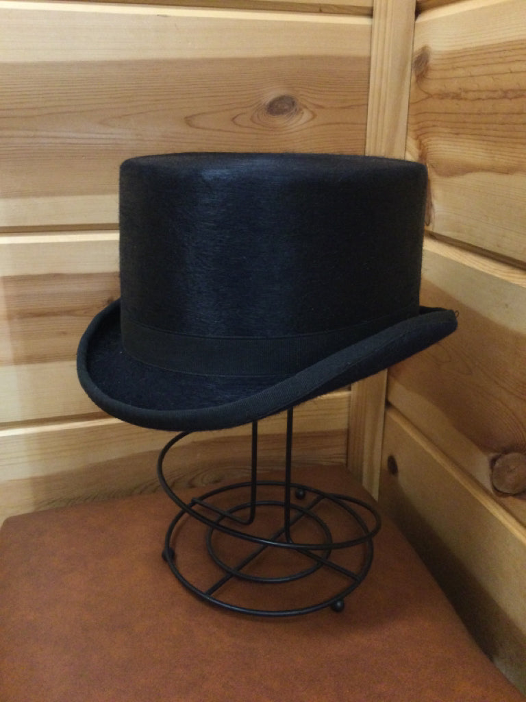 Size 6 7/8 Top Hat