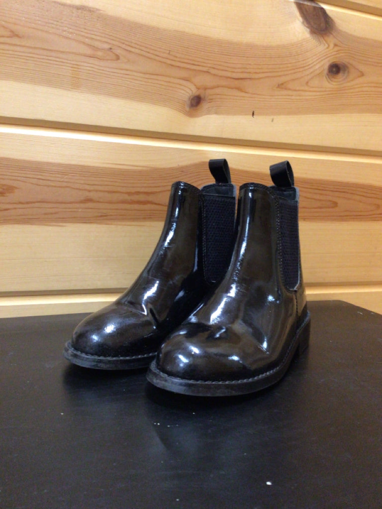 Size 11 Child Boots - Patent