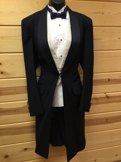 C 41 SS 16 NW 16 NK 40 SW 23.5 W 32+2 IS 34+2 Formal Tuxedo