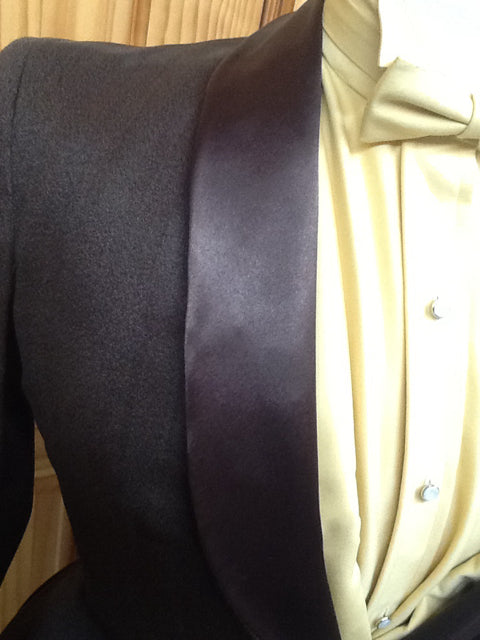 C 35 SS 14 NW 16 NK 38 SW 23 W 27 IS 35.5 Formal Tuxedo