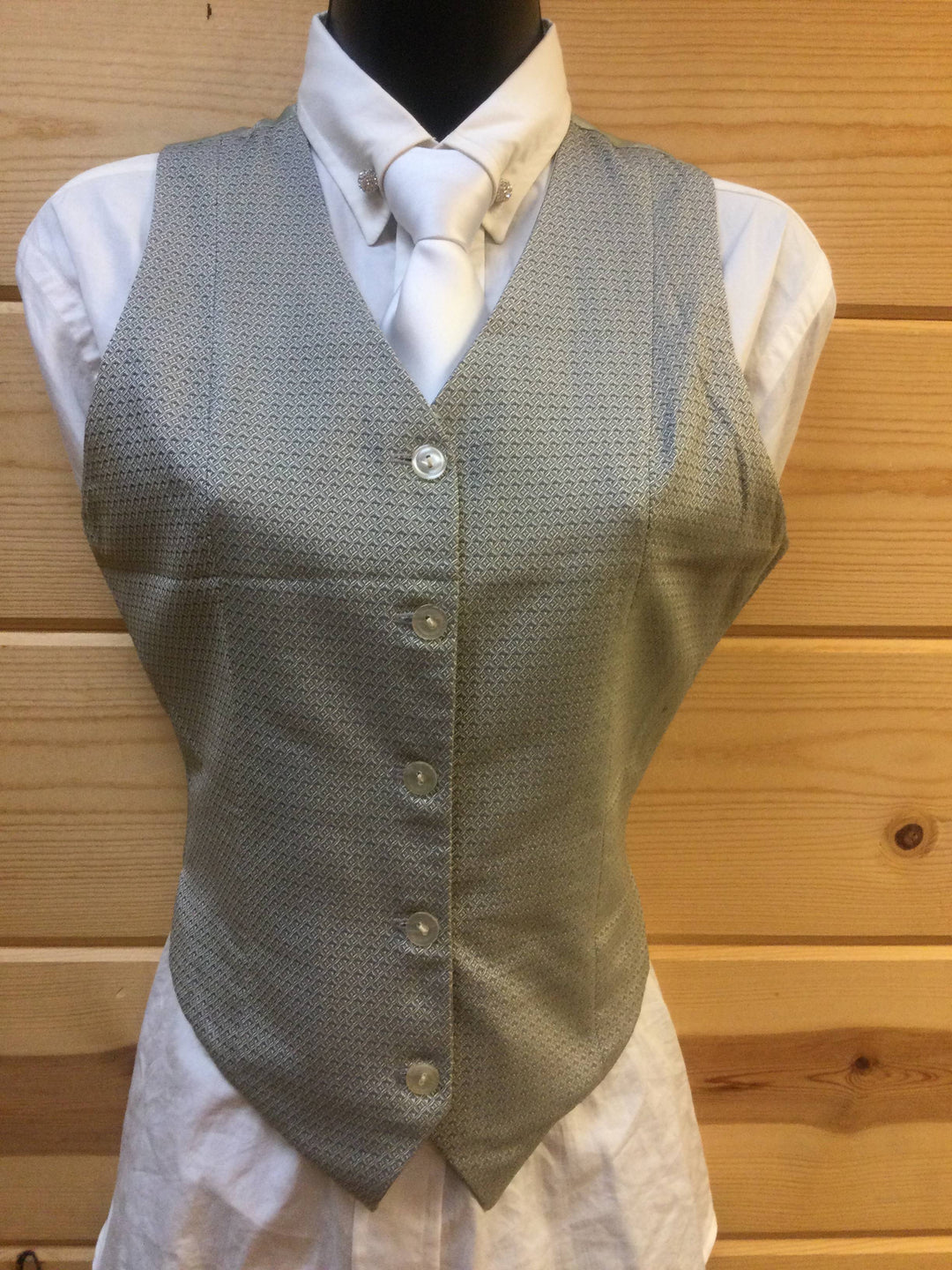 C 34 W 28 NW 17 Vest