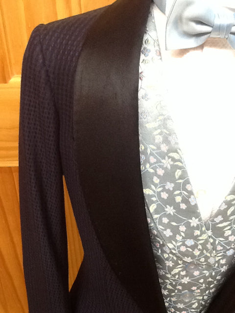 C 31 SS 13 NW 15 NK 33.5 SW 22 W 24 IS 33 Formal Tuxedo