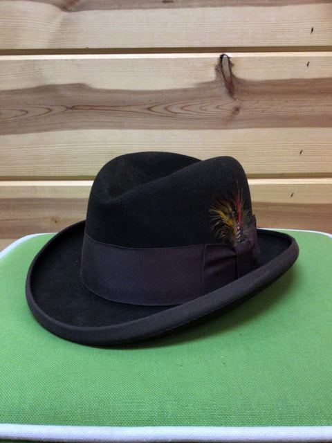 Size 7 1/8 Homburg