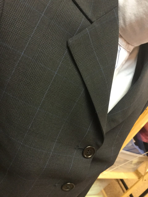 C 28 SS 12.5 CL 20.5 SW 17.5 W 27 Hunt Jacket
