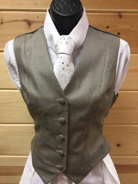 C 36 W 30 NW 18.5 Vest