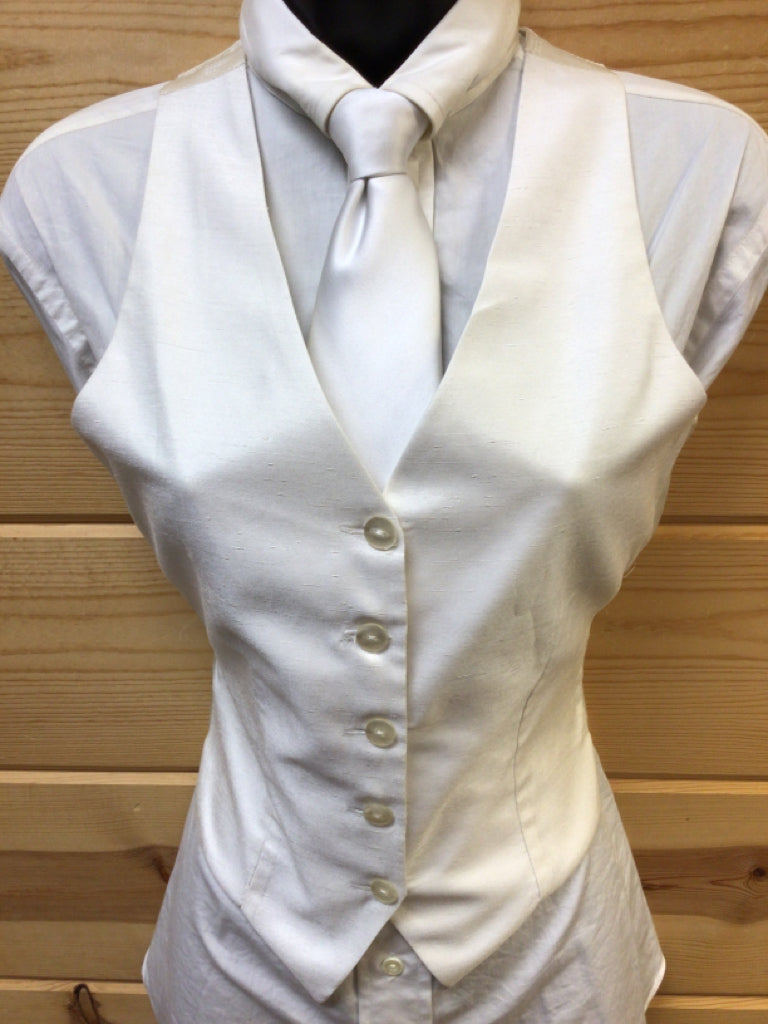 C 33 W 27 NW 15.5 Vest