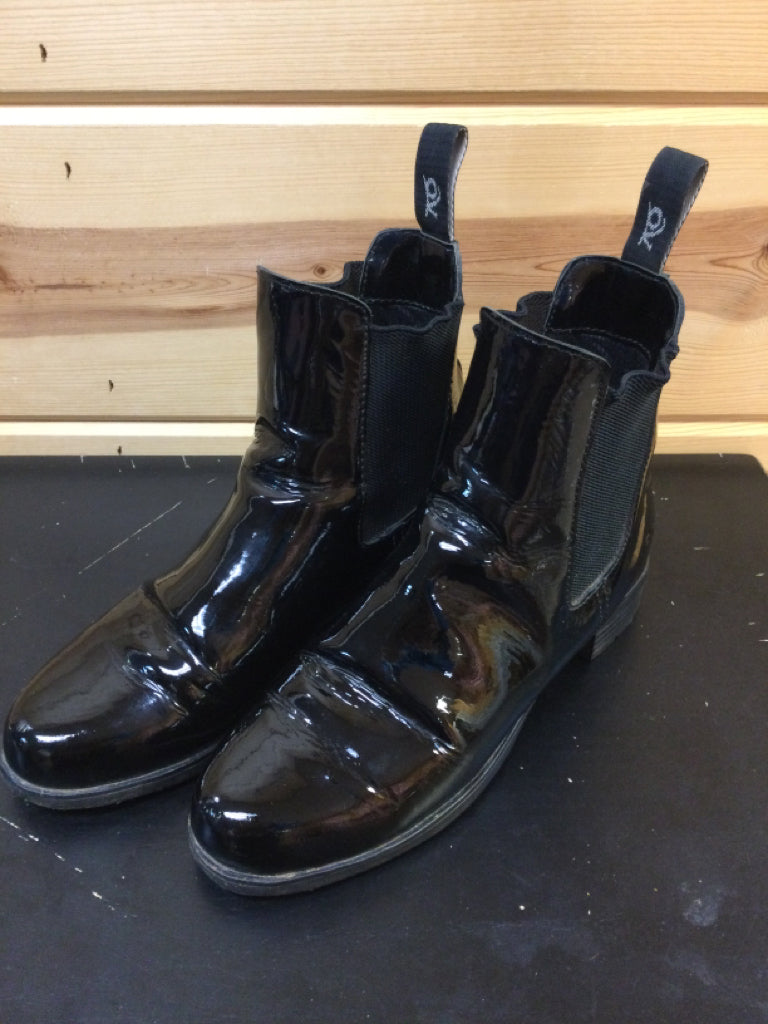 Size 5 1/2 Boots - Patent