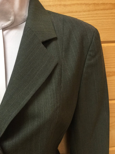 C 36 SS 15.5 CL 26.5 SW 24 W 30 Hunt Jacket