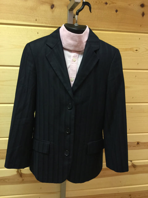 C 32 SS 13 CL 22.5 SW 19 W 30 Hunt Jacket