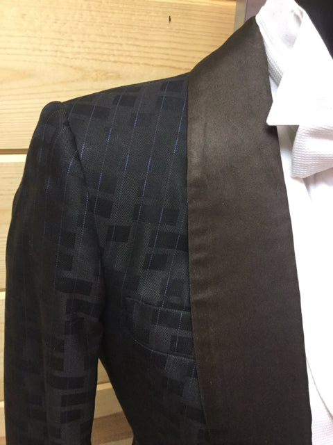 C 34 SS 13.5 NW 15 NK 35.5 SW 24 W 25 IS 34 Formal Tuxedo