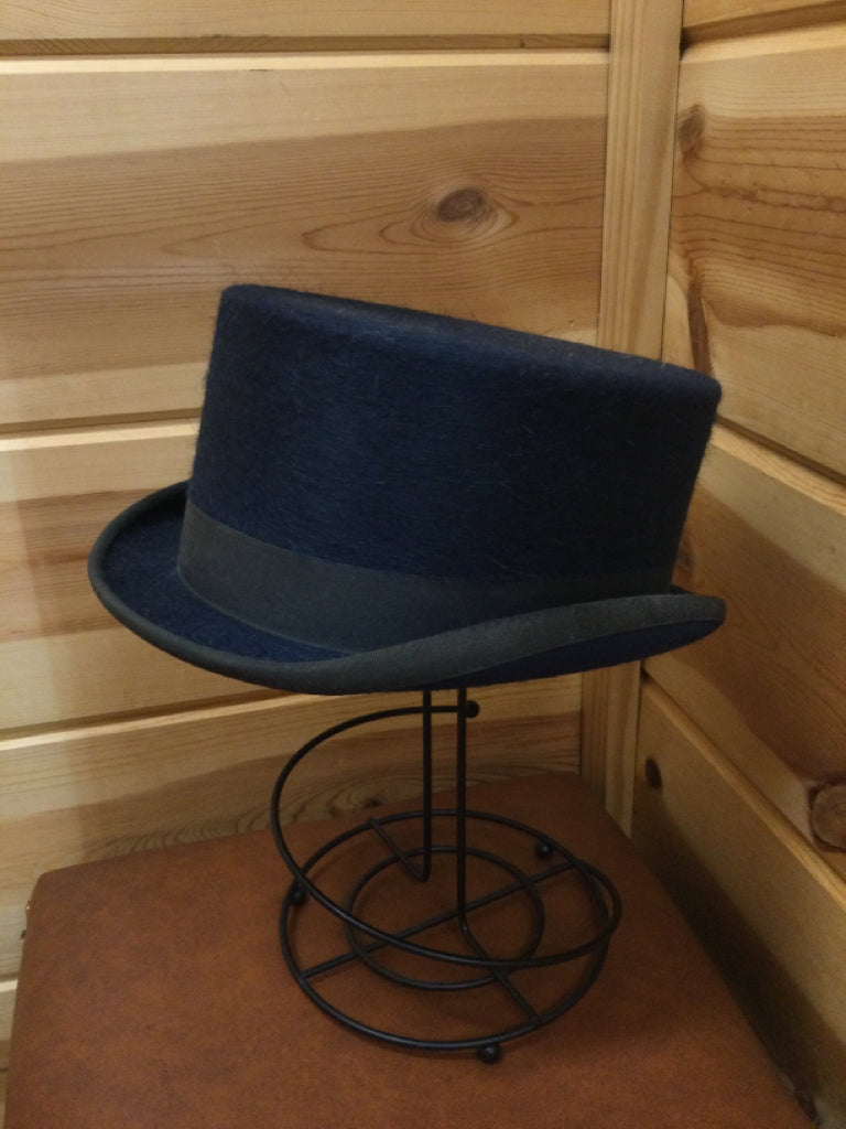 Size 6 3/4 Top Hat