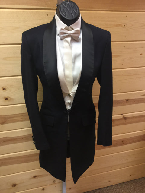 C 34 SS 14.5 NW 14.5 NK 32.5 SW 22.5 W 29+3 IS 30.5 Formal Tuxedo