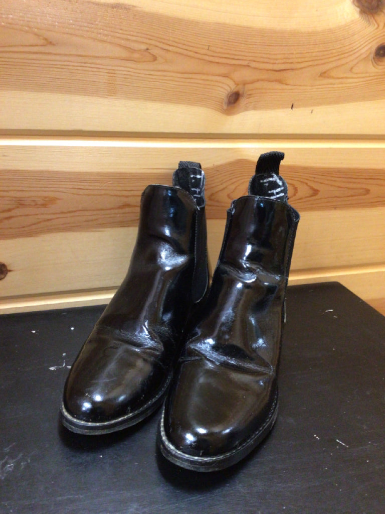 Size 6 Boots - Patent