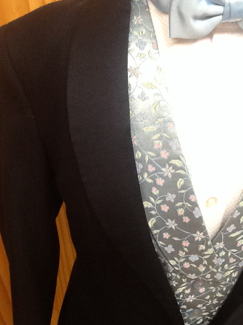 C 30 SS 13.5 NW 14 NK 34 SW 21.5 W 27 IS 31 Formal Tuxedo