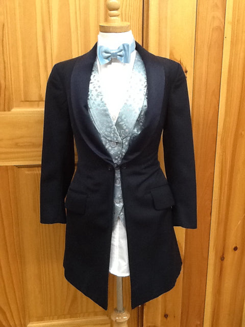 C 25 SS 12.5 NW 13 NK 27 SW 18 W 21 IS 25 Formal Tuxedo
