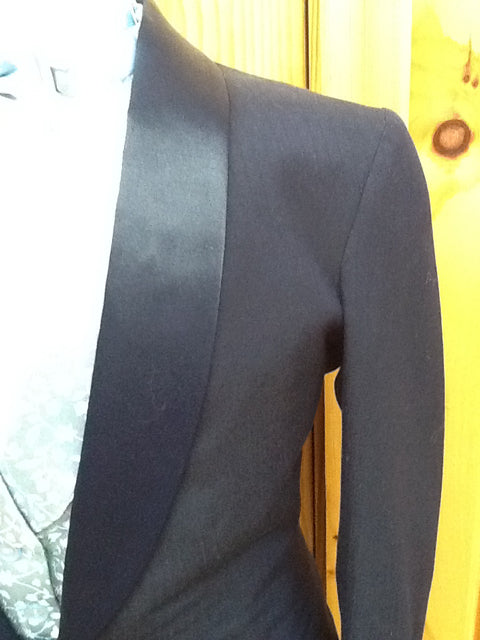 C 27 SS 13 NW 14 NK 33.5 SW 20 W 24 IS 30.5 Formal Tuxedo