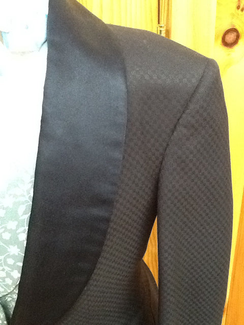 C 28 SS 14 NW 13 NK 31 SW 20.5 W 26 IS 30 Formal Tuxedo