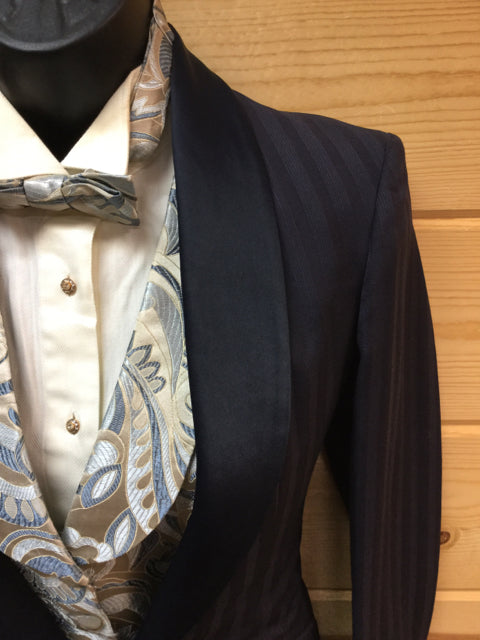 C 30 SS 14 NW 14.5 NK 35 SW 22 W 27 IS 33 Formal Tuxedo