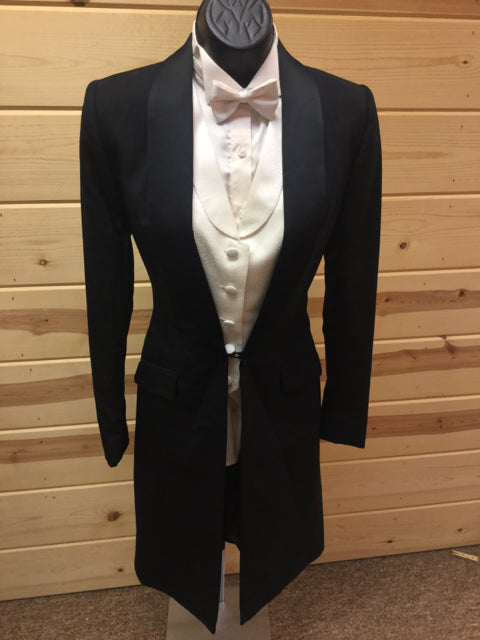 C 34 SS 13.5 NW 16 NK 38 SW 25 W 27 IS 37 Formal Tuxedo