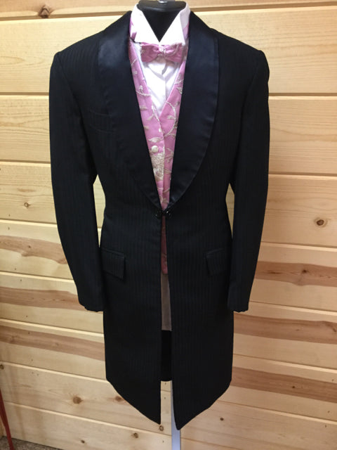 C 31 SS 12.5 NW 13 NK 31 SW 20 W 24 IS 29 Formal Tuxedo