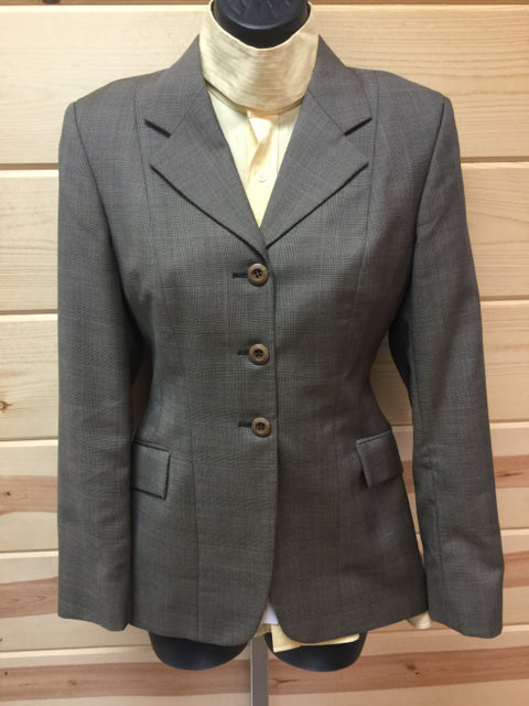 C 36 SS 15 CL 25.5 SW 23 W 32 Hunt Jacket