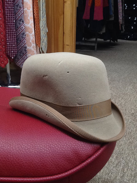 Size 7 Derby