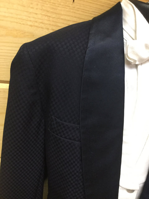 C 32 SS 13.5 NW 15.5 NK 36 SW 24 W 25+1.5 IS 33+1.5 Formal Tuxedo