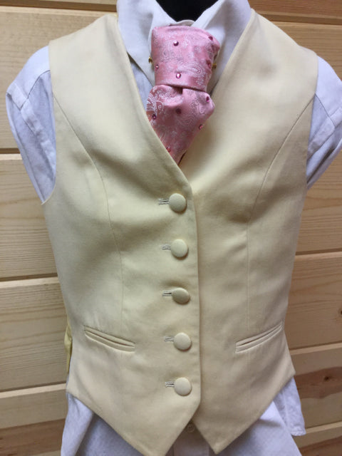 C 26 W 22 NW 15.5 Vest