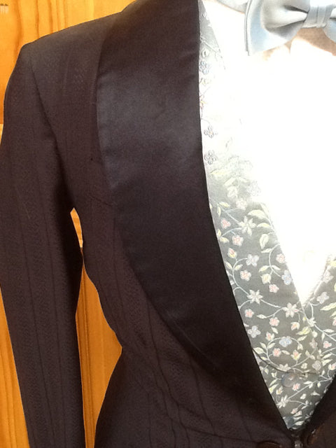 C 28 SS 12.5 NW 13 NK 29 SW 19 W 23.5+1 IS 28+1.5 Formal Tuxedo
