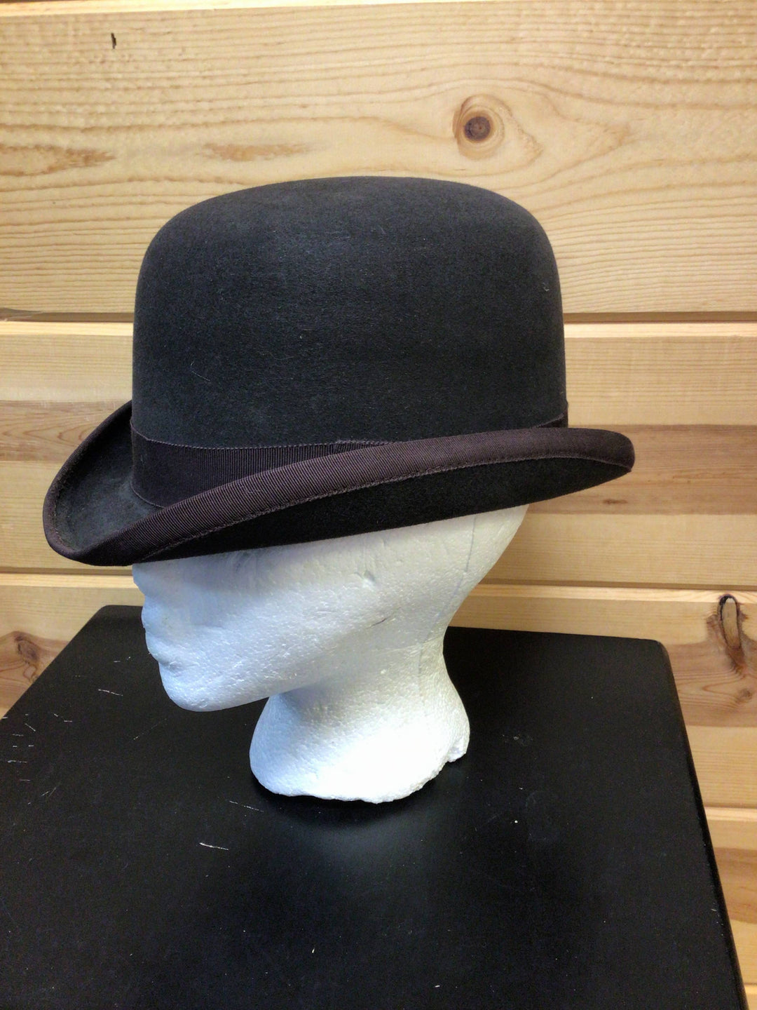 Size 6 3/4 Derby