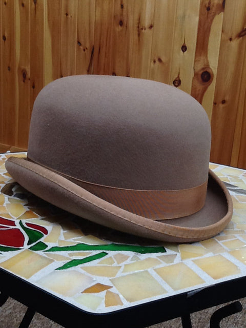 Size 7 1/2 Derby