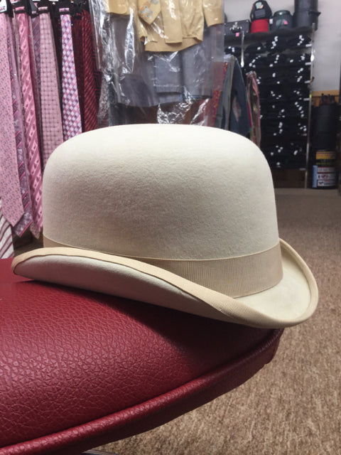 Size 7 Derby