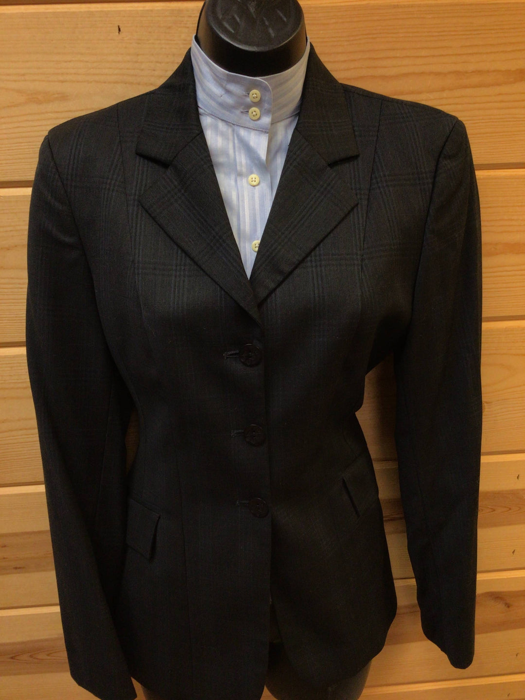 C 35 SS 15.5 CL 25 SW 24 W 31 Hunt Jacket