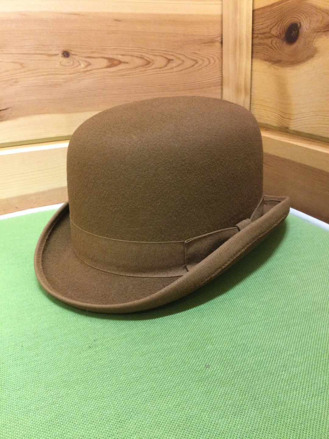 Size 6 5/8 Derby