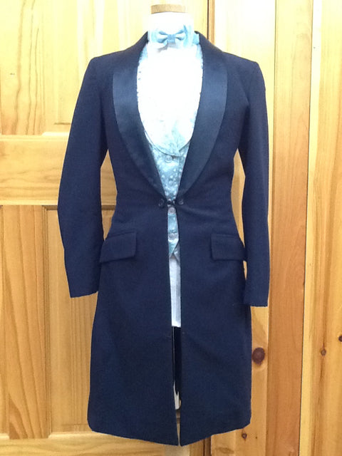 C 27 SS 13 NW 14 NK 33.5 SW 20 W 24 IS 30.5 Formal Tuxedo
