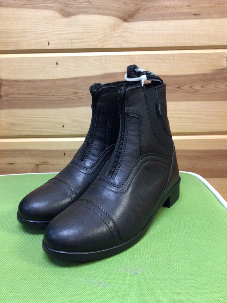 Size 6 Boots - Matte